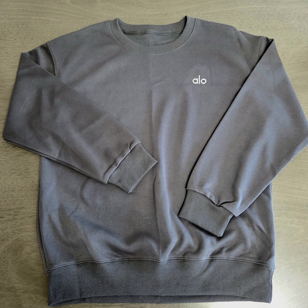 🩶ALO Yoga Grey Crewneck Sweatshirt🩶